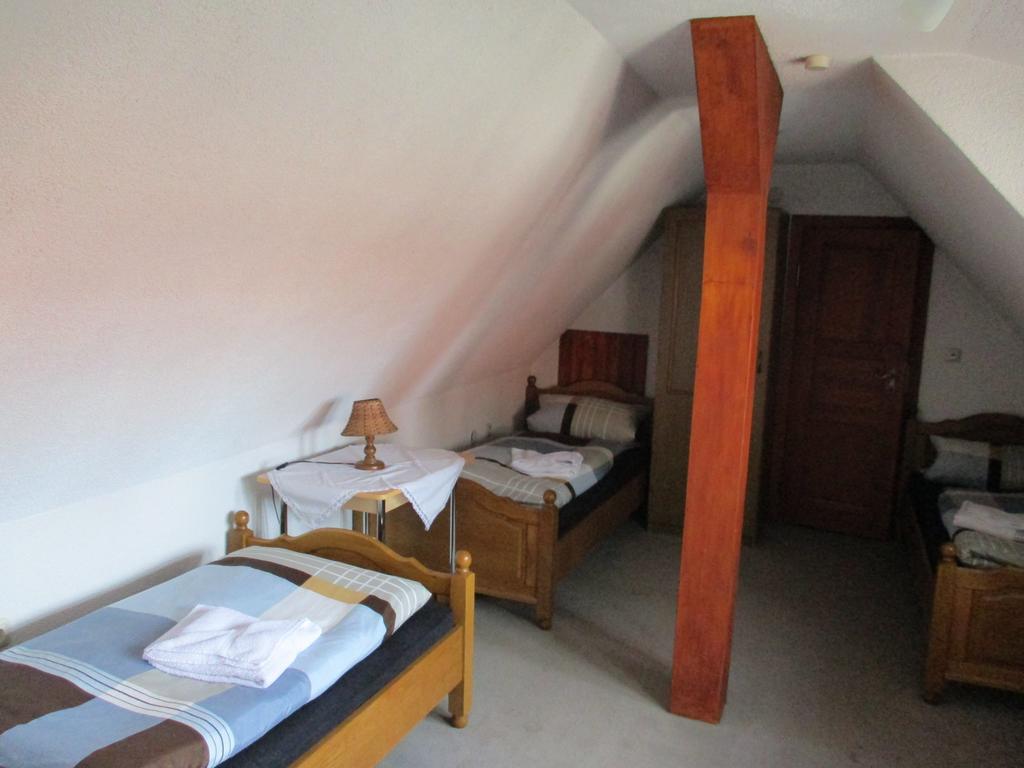 Hotel Erfurter Kreuz Kirchheim  Eksteriør billede