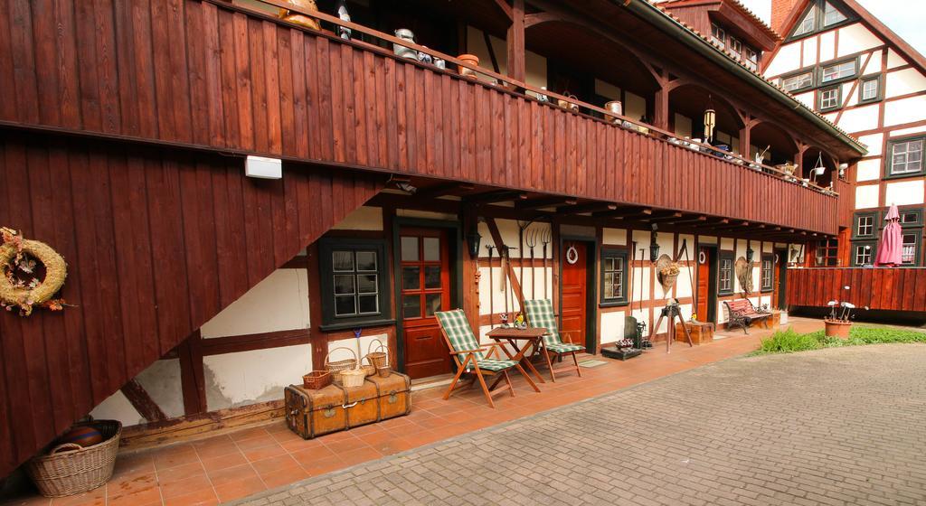 Hotel Erfurter Kreuz Kirchheim  Eksteriør billede